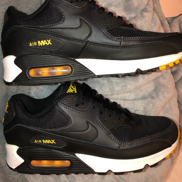 air max 90 amarillo